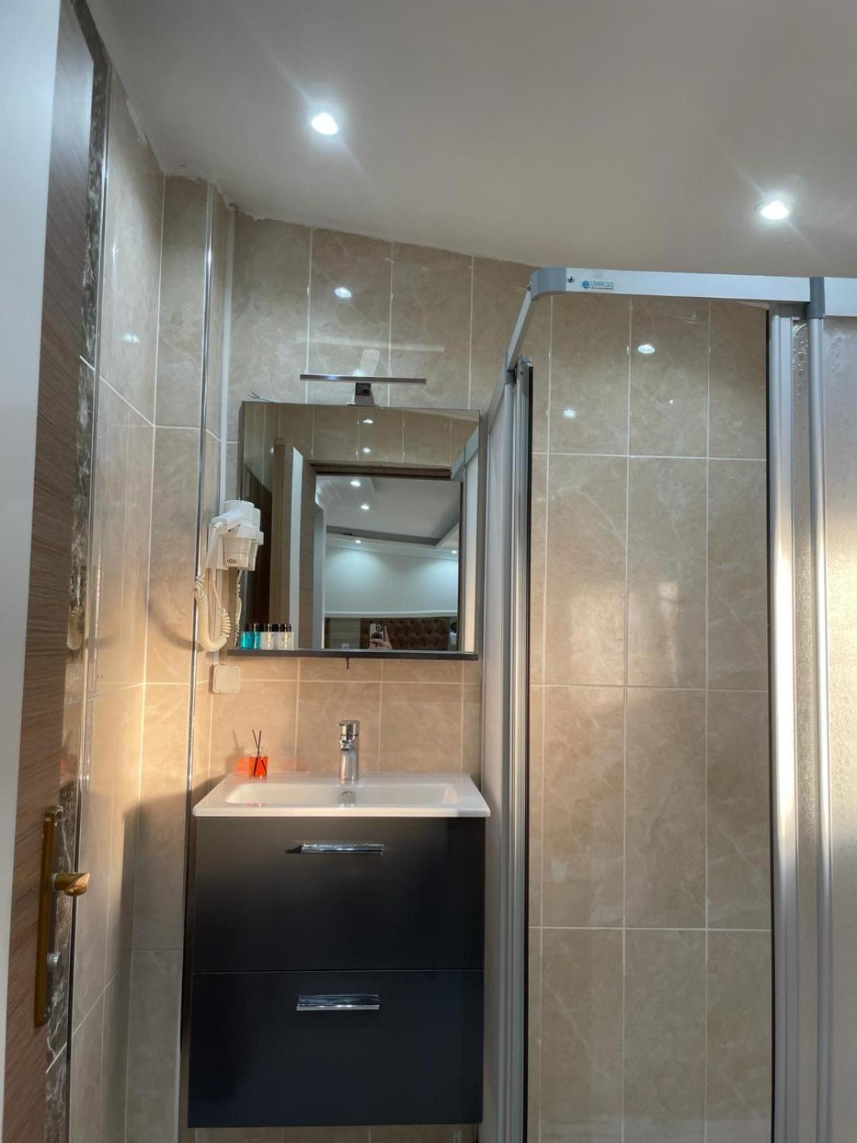 Luna Suites Taksim Istanbul Exterior photo
